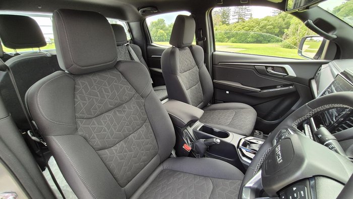 2026 Isuzu D-MAX LS-U