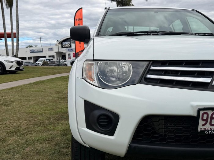 2013 Mitsubishi Triton GLX