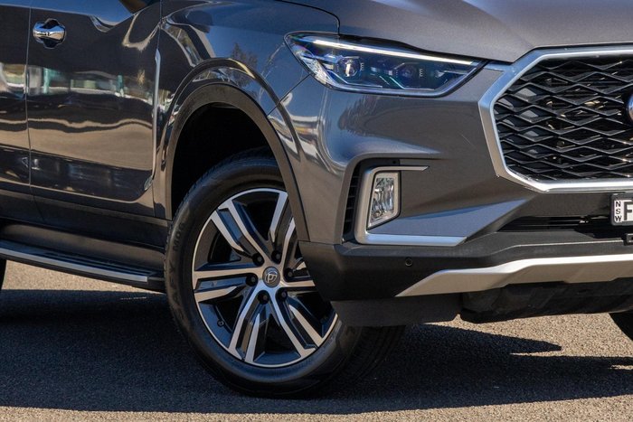 2024 LDV D90 Executive