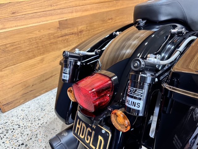 2022 HARLEY-DAVIDSON FLHXST STREET GLIDE SPL ST 117