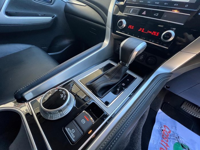 2024 Mitsubishi Pajero Sport Exceed