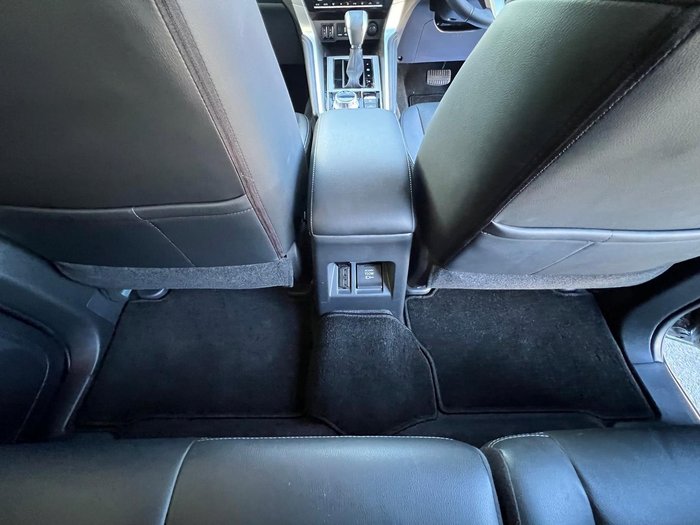 2024 Mitsubishi Pajero Sport Exceed