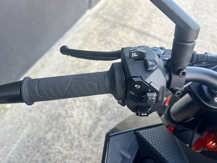 2026 Ktm 990 DUKE R ORANGE
