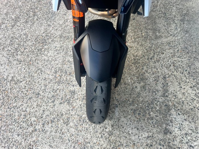 2026 Ktm 990 DUKE R ORANGE