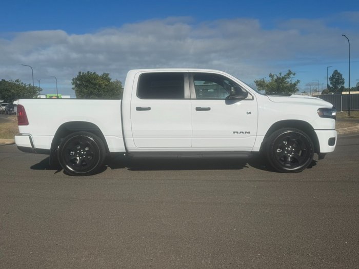 2026 RAM 1500 Express Black Edition Hurricane SO