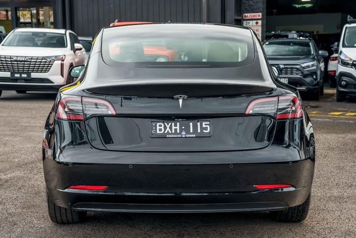 2022 Tesla Model 3 Rear-Wheel Drive