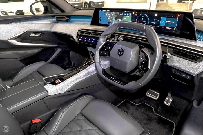 2025 Peugeot 5008
