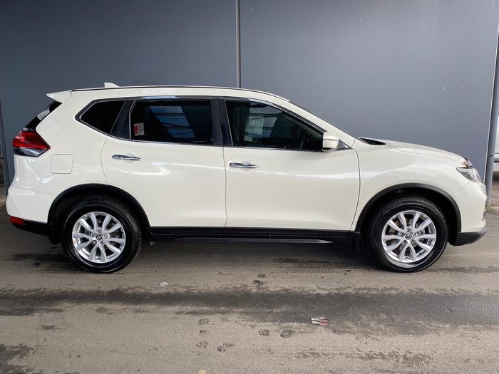 2018 Nissan X-TRAIL ST