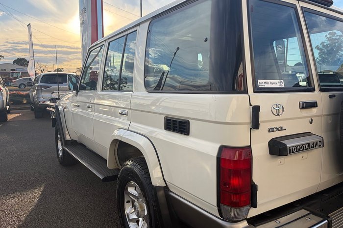 2016 Toyota Landcruiser GXL