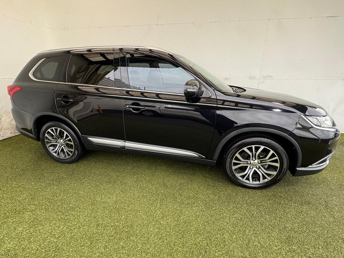 2017 Mitsubishi Outlander LS
