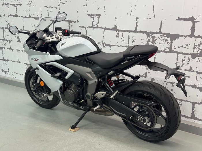 2024 Triumph Daytona 660 LAMS Daytona White