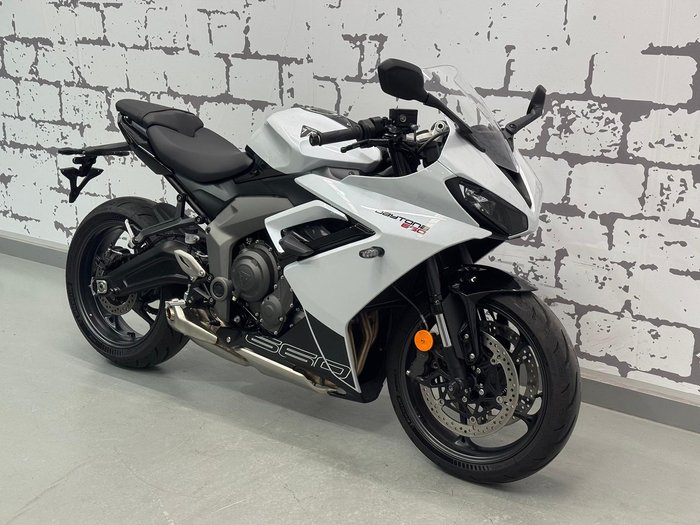 2024 Triumph Daytona 660 LAMS Daytona White