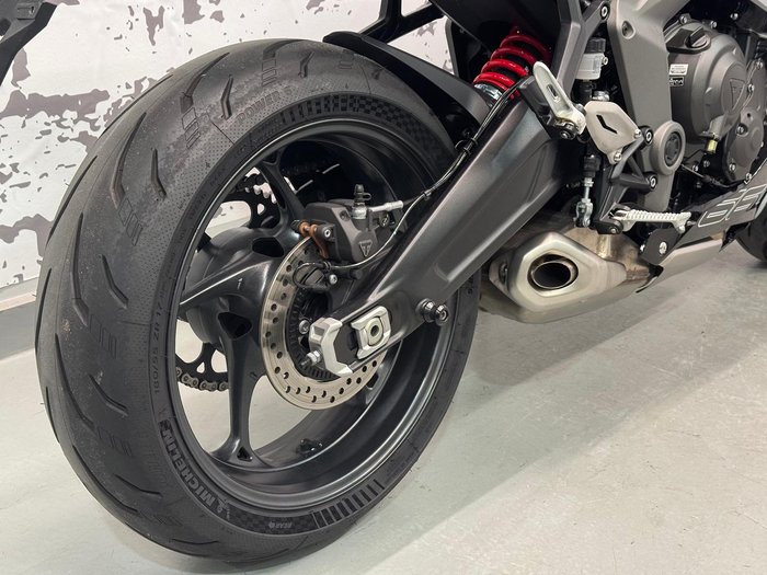 2024 Triumph Daytona 660 LAMS Daytona White