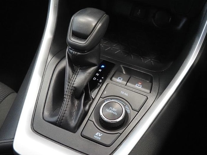 2022 Toyota RAV4 GX
