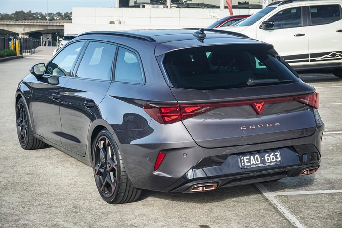 2026 CUPRA Leon VZe
