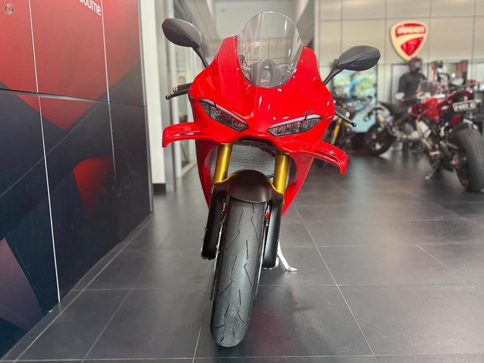 2025 Ducati Panigale V4 S