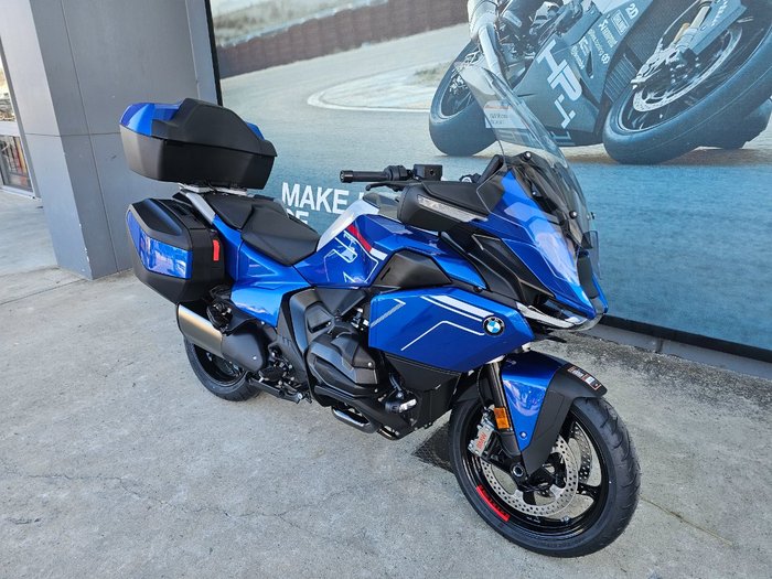 2026 BMW Motorrad R 1300 RT IMPULSE Racing Blue Metallic