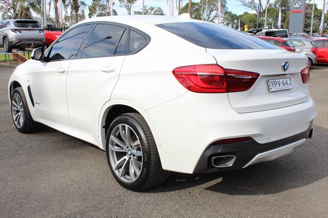 2016 BMW X6 M50d