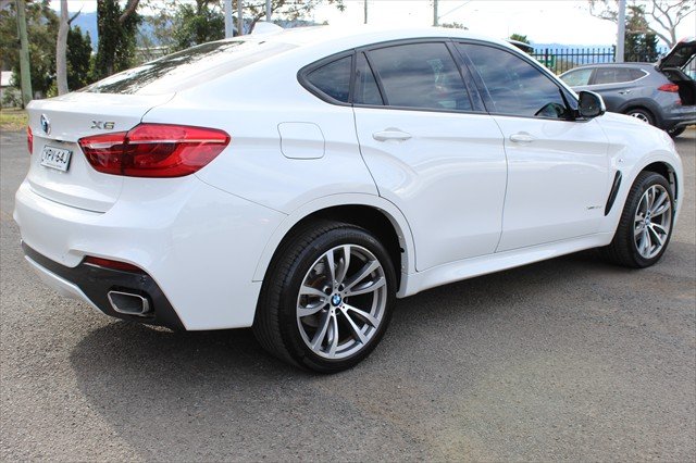 2016 BMW X6 M50d