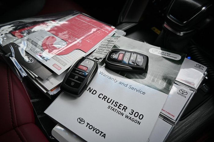 2022 Toyota Landcruiser GR Sport