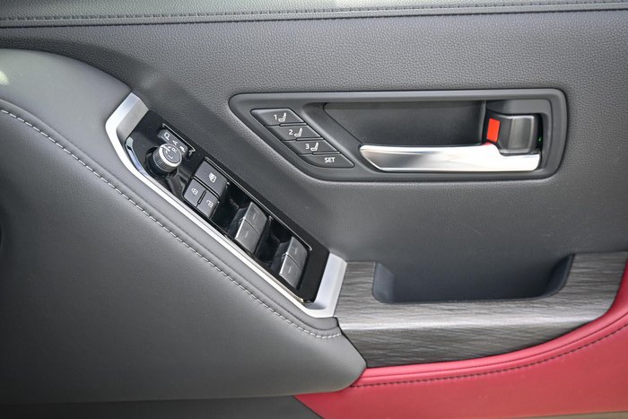 2022 Toyota Landcruiser GR Sport