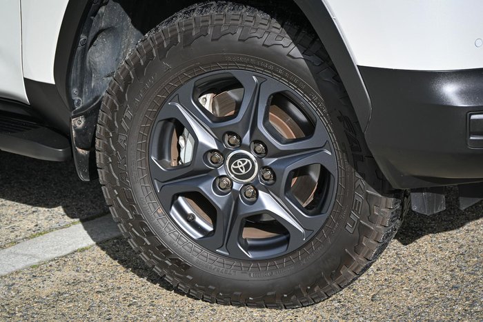 2022 Toyota Landcruiser GR Sport