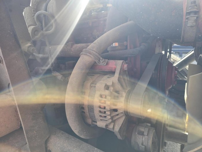 2007 Cummins Isc 260Hp
