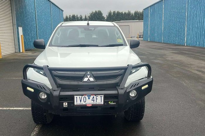 2022 Mitsubishi Triton GLX+