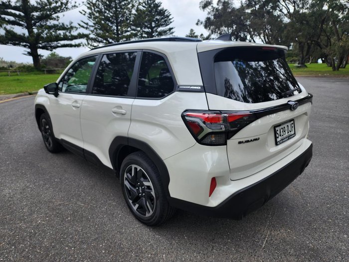 2025 Subaru Forester Touring