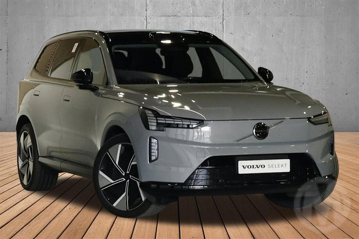 2025 Volvo EX90 Ultra Twin Motor Performance