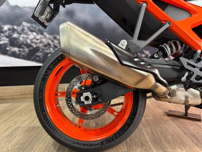2026 Ktm 990 DUKE ORANGE