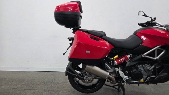 2014 APRILIA CAPONORD 1200 Red