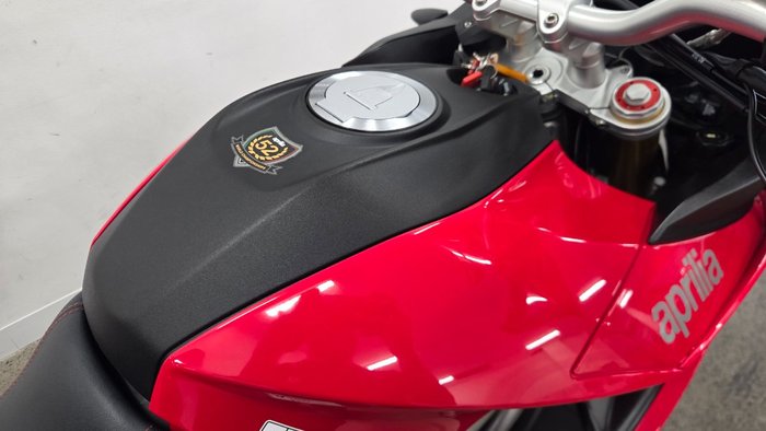 2014 APRILIA CAPONORD 1200 Red