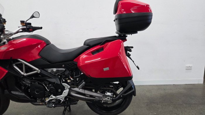 2014 APRILIA CAPONORD 1200 Red