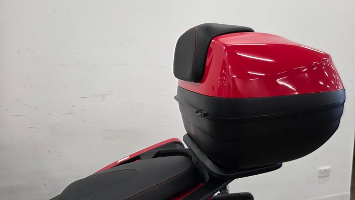 2014 APRILIA CAPONORD 1200 Red