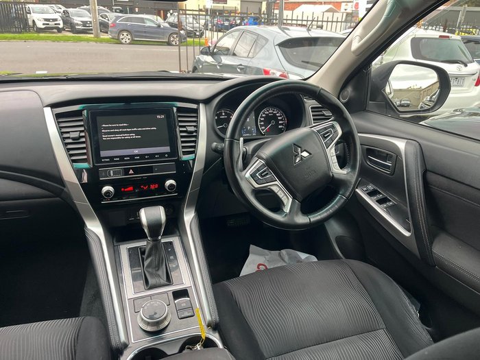 2021 Mitsubishi Pajero Sport GLX