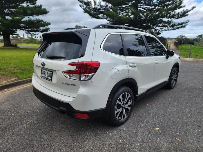 2024 Subaru Forester 2.5i Premium