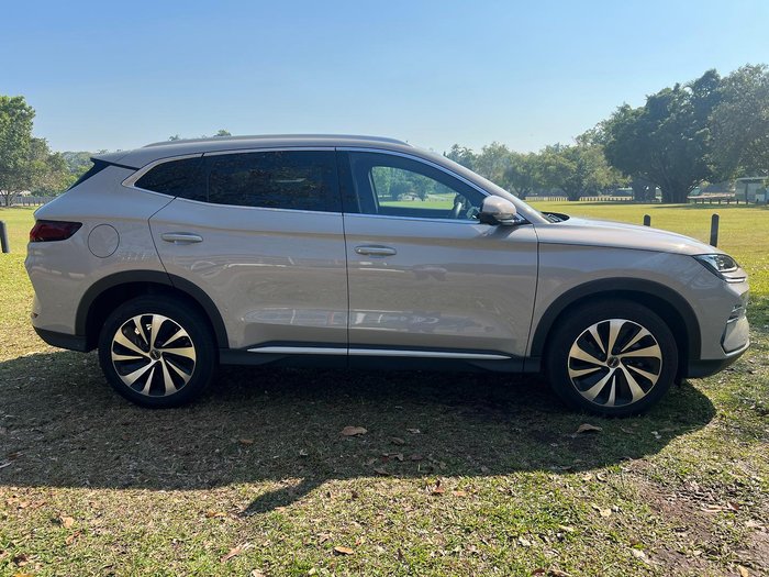 2025 BYD SEALION 6