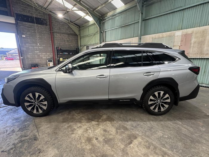 2023 Subaru Outback AWD Touring XT