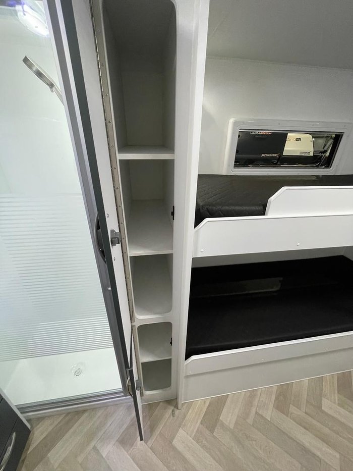 2026 Leader Caravans 2500 Quad Bunk Gold Le