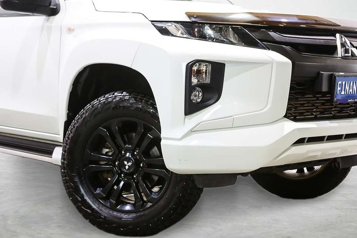 2022 Mitsubishi Triton GLX-R