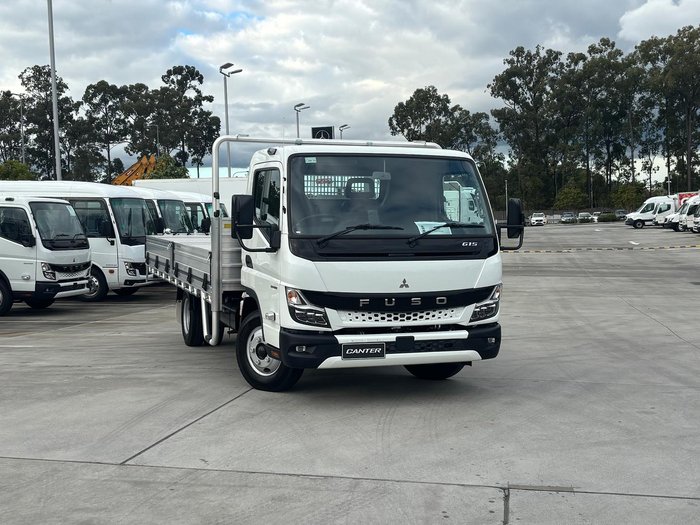 2025 Fuso Canter 615