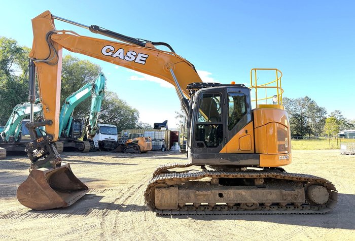2021 CASE CX235C