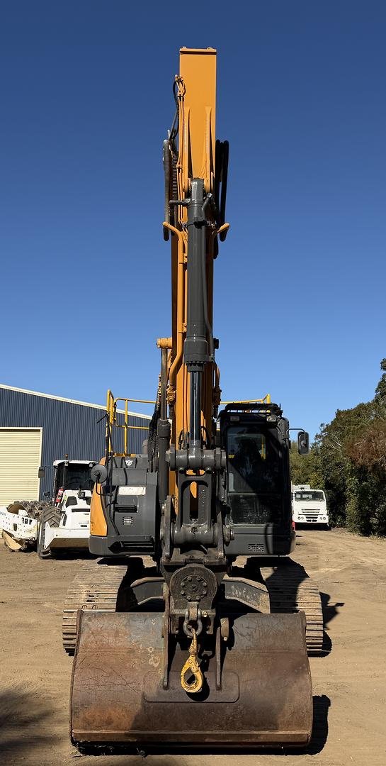 2021 CASE CX235C