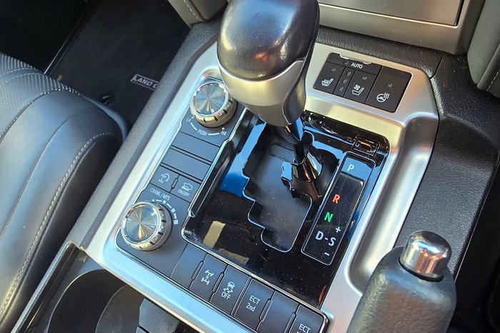 2021 Toyota Landcruiser Sahara