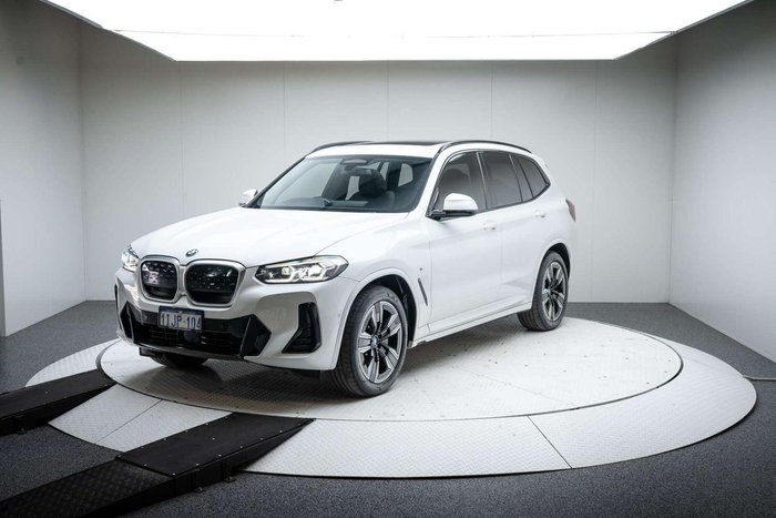 2024 BMW iX3