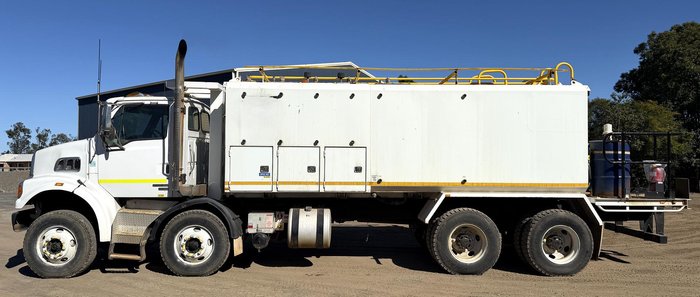 2009 Sterling Lt7500