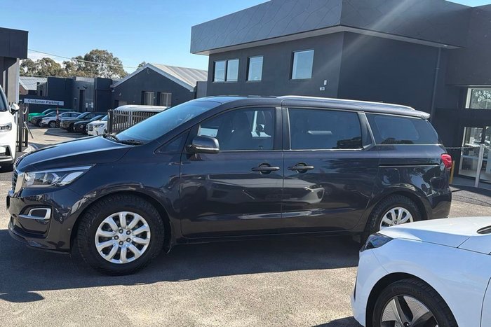 2019 Kia Carnival S