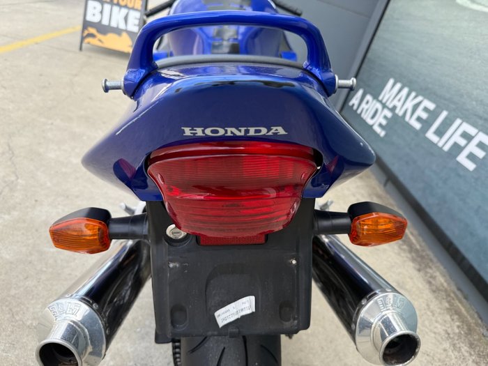 2003 Honda CBR1100XX (SUPER BLACKBIRD) Blue