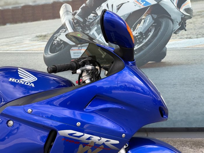 2003 Honda CBR1100XX (SUPER BLACKBIRD) Blue